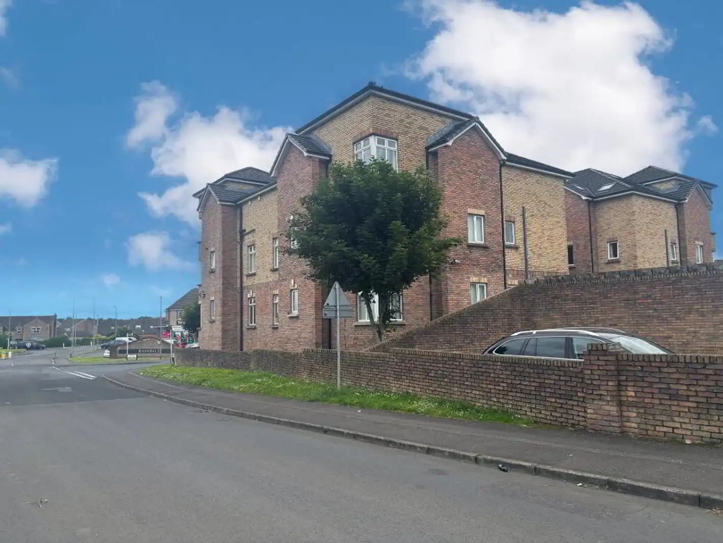 5 Rossdale Manor, Ballymena, Antrim, BT42 2SL