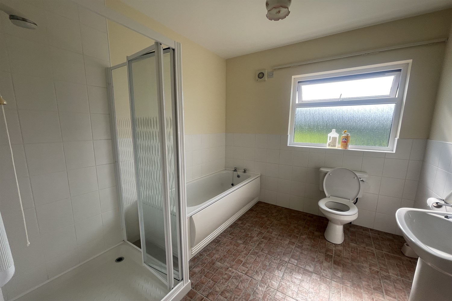  32 Findermore Road,   Clogher,  BT76 0UU
