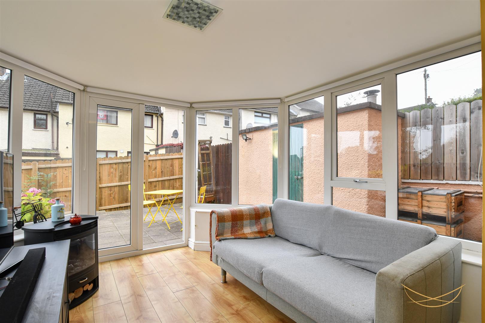 3 Bed End-terrace House - Image 18