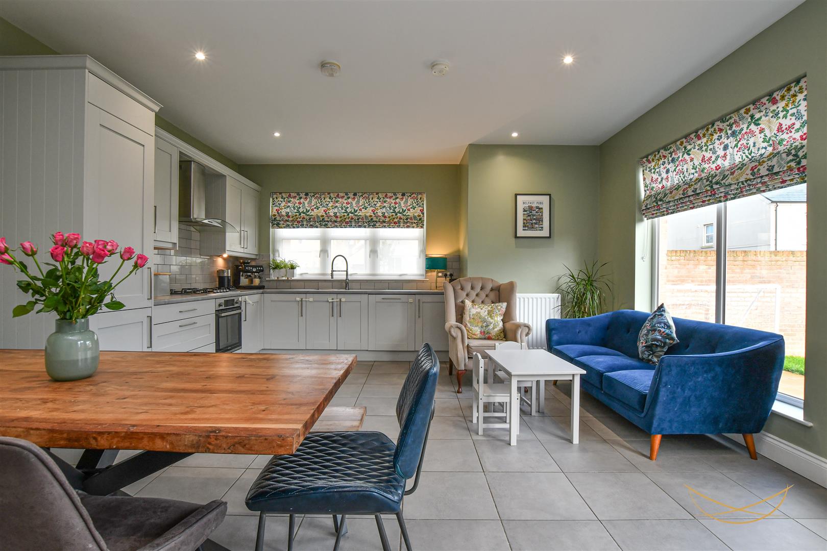 4 Bed Detached House - Image 13