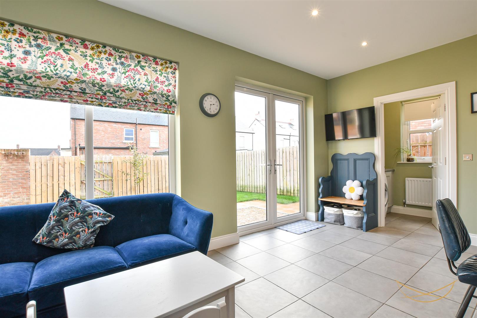 4 Bed Detached House - Image 17