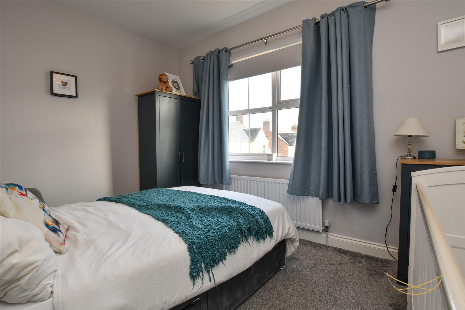 4 Bed Detached House - Image 32