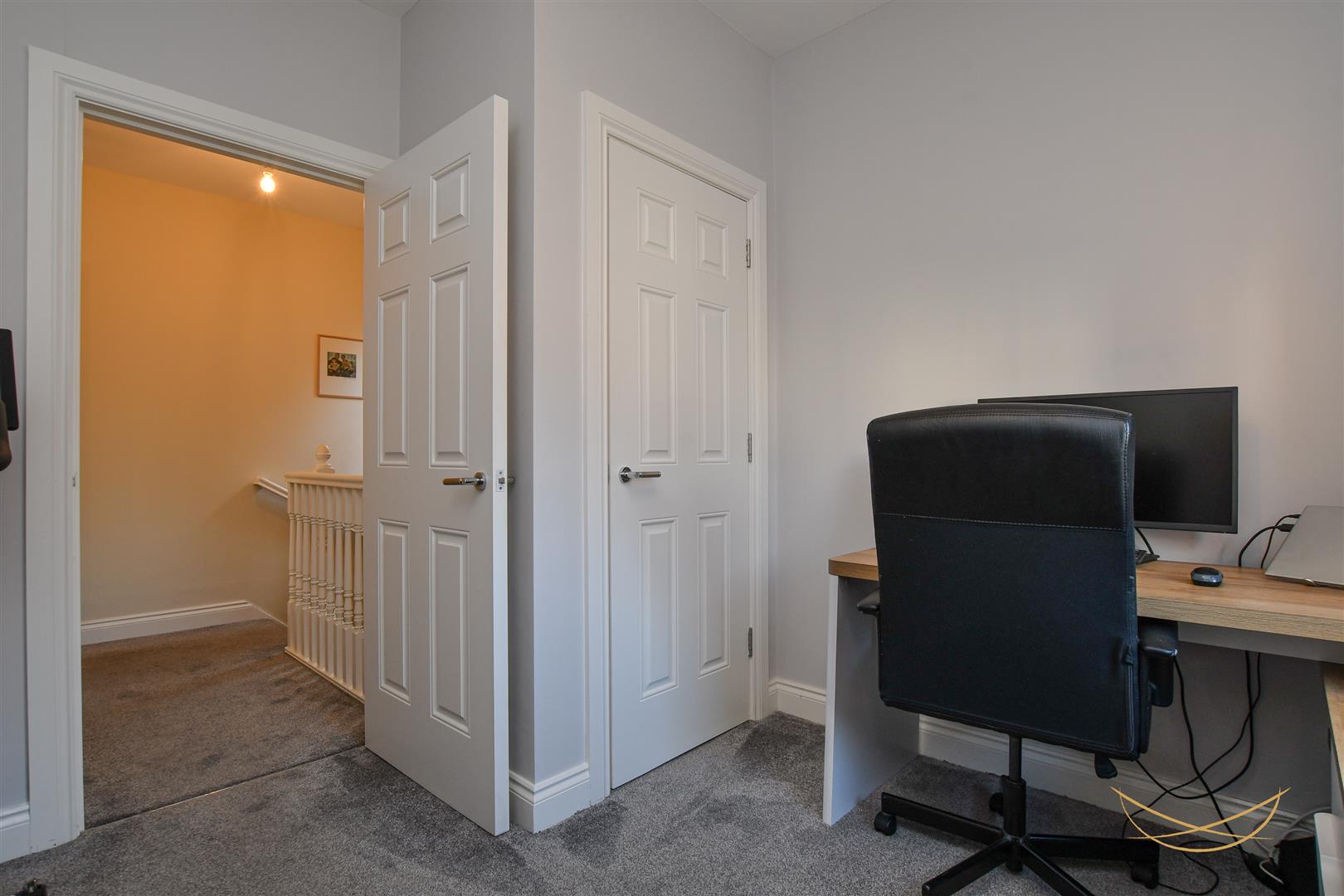 4 Bed Detached House - Image 35