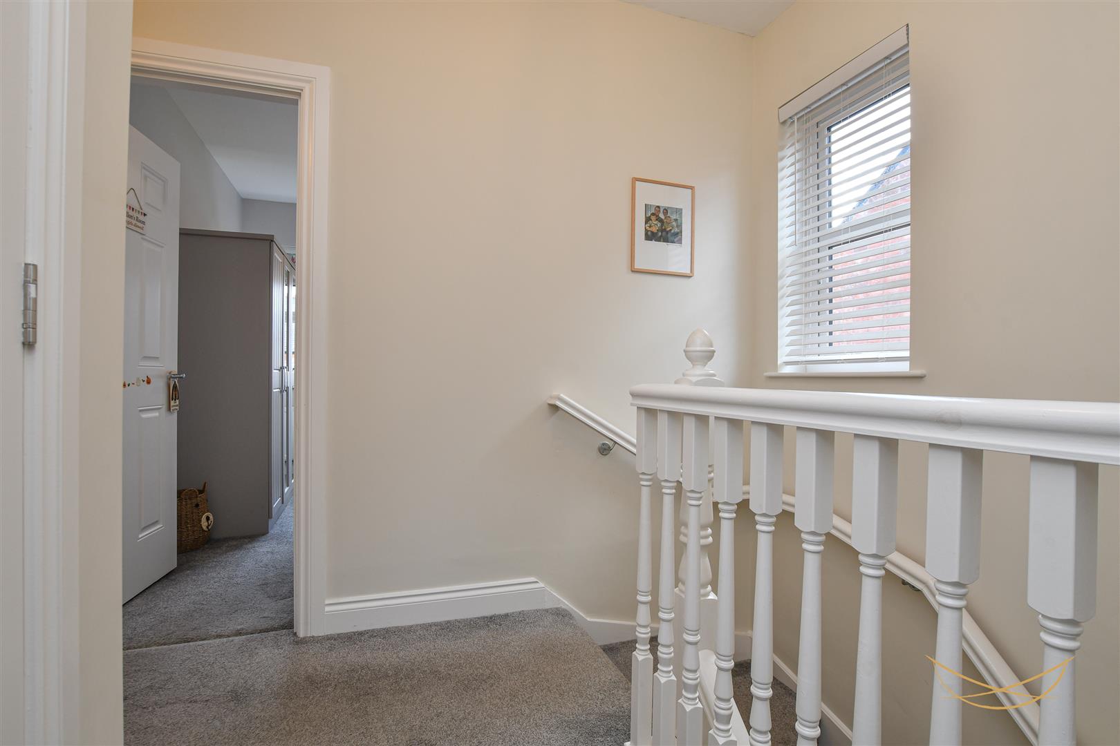 4 Bed Detached House - Image 38