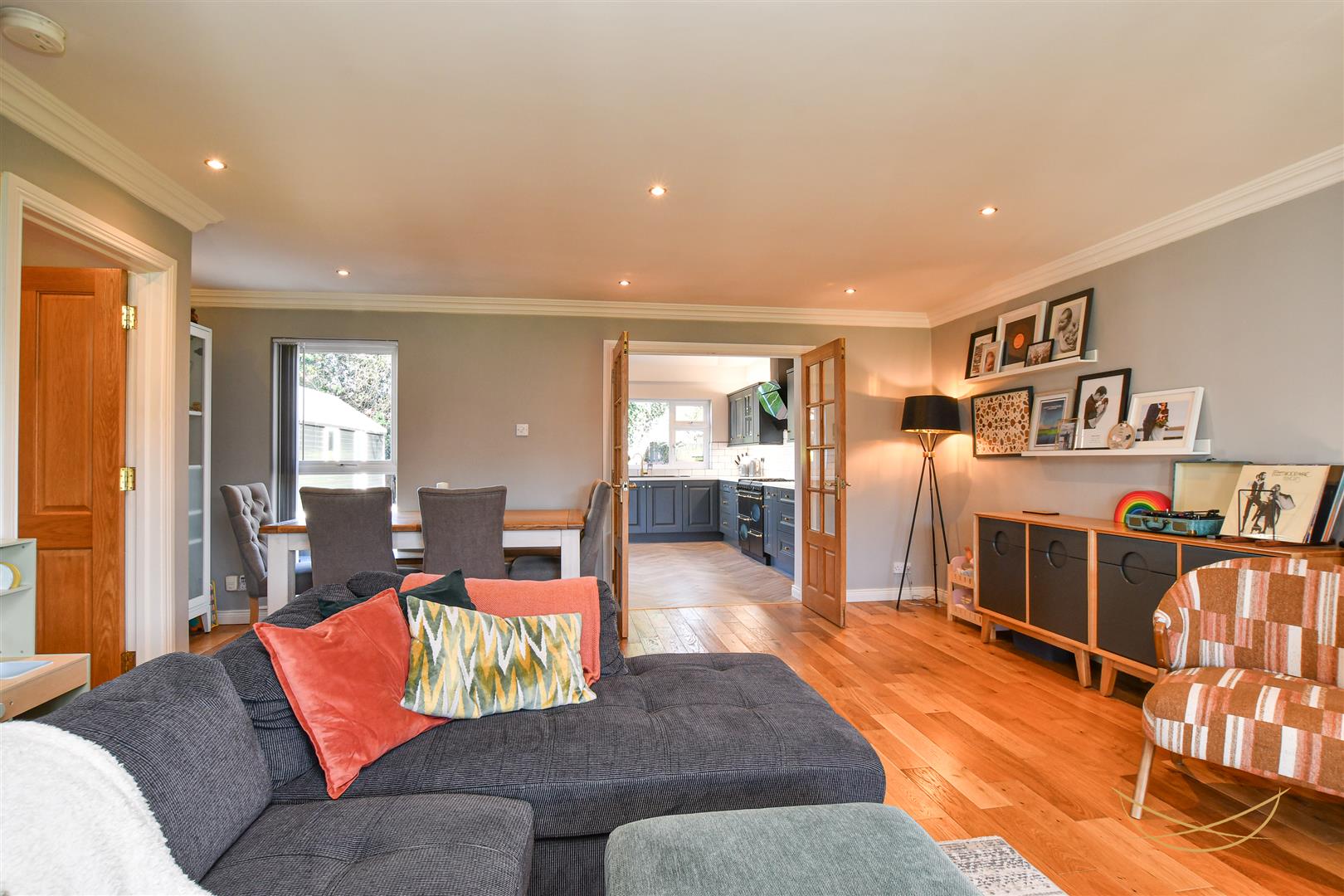 3 Bed Semi-detached House - Image 8