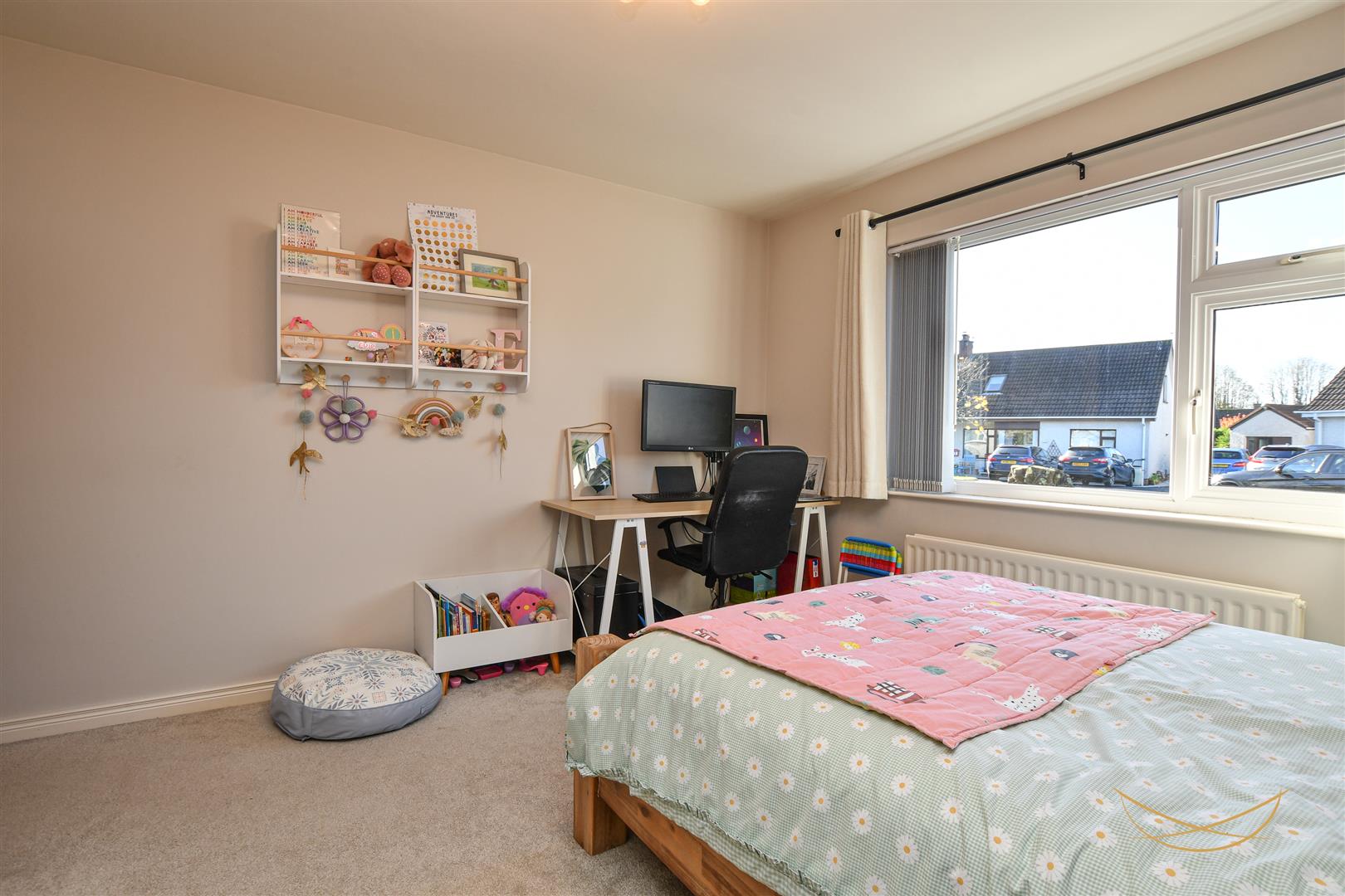 3 Bed Semi-detached House - Image 23