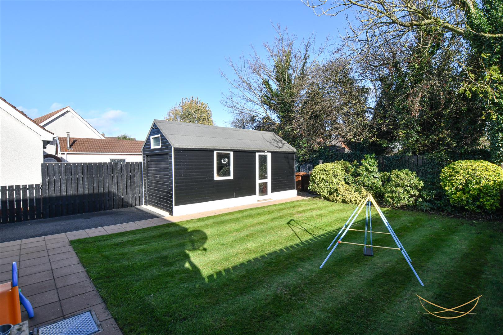 3 Bed Semi-detached House - Image 37