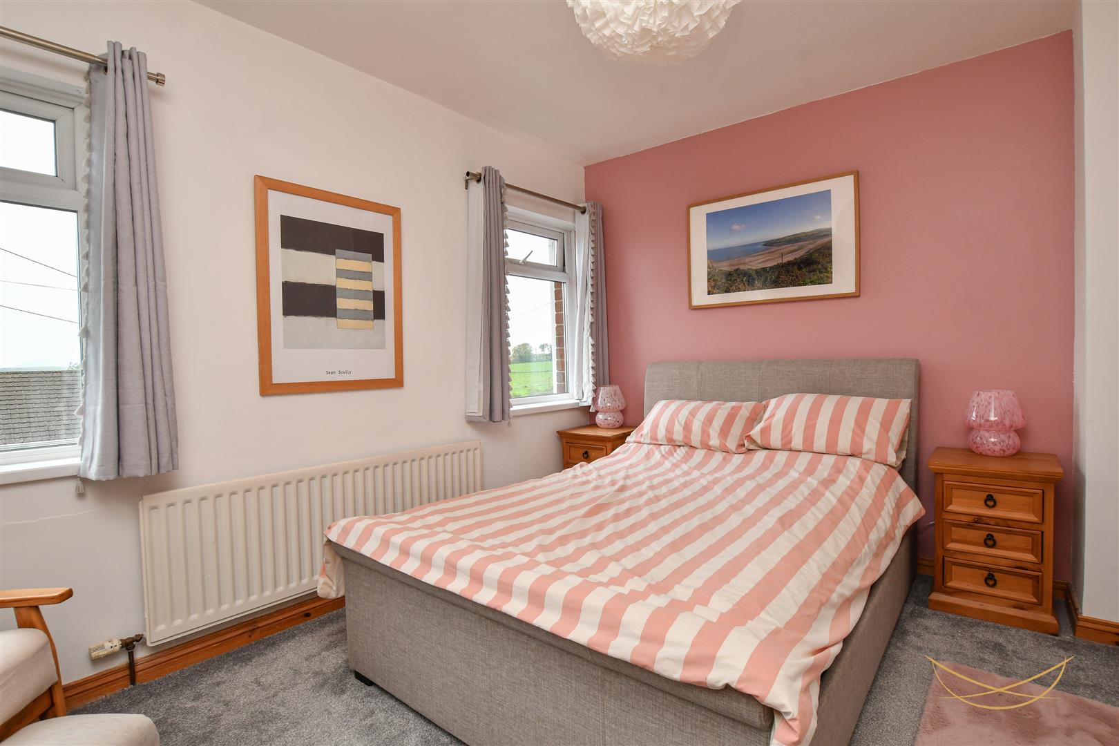 2 Bed Mid-terrace House - Image 14