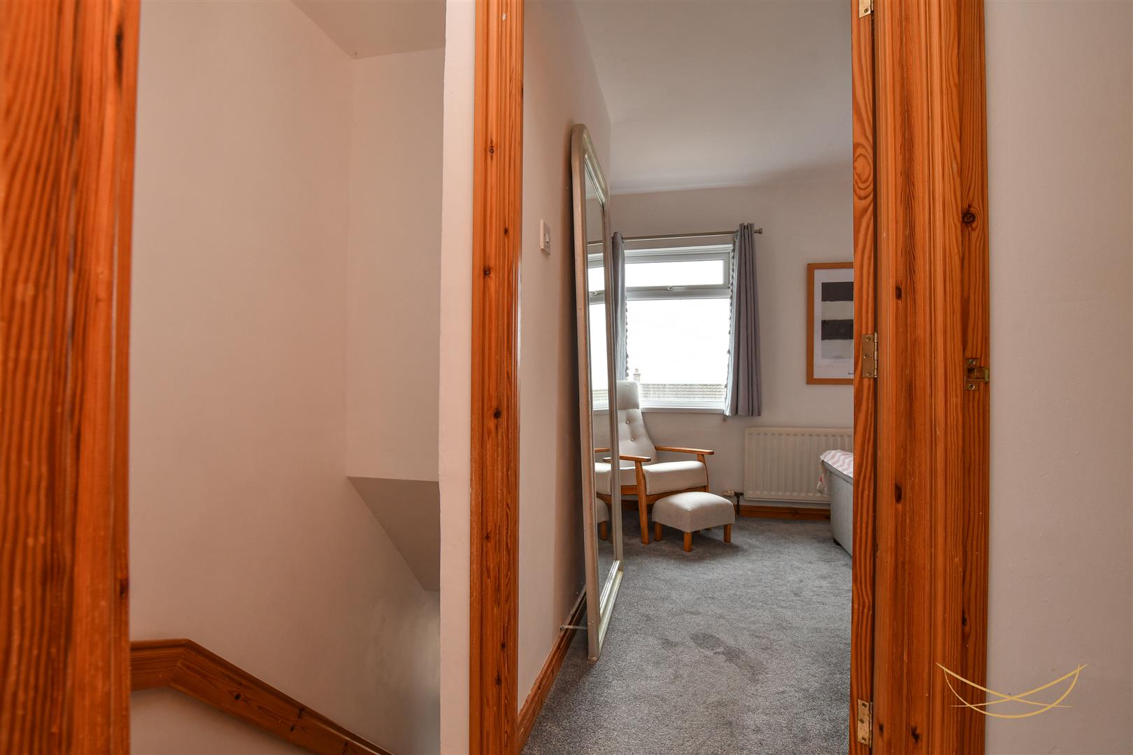 2 Bed Mid-terrace House - Image 22
