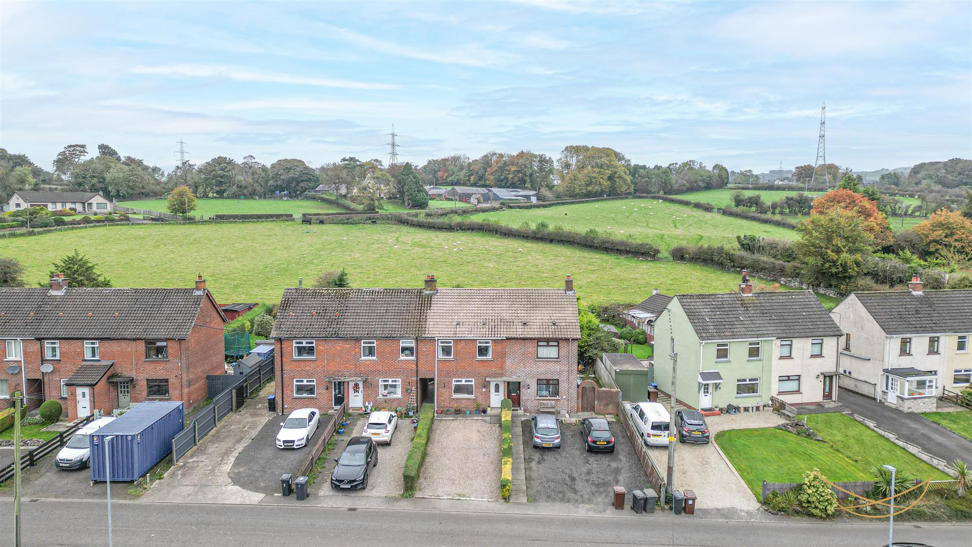 2 Bed Mid-terrace House - Image 35