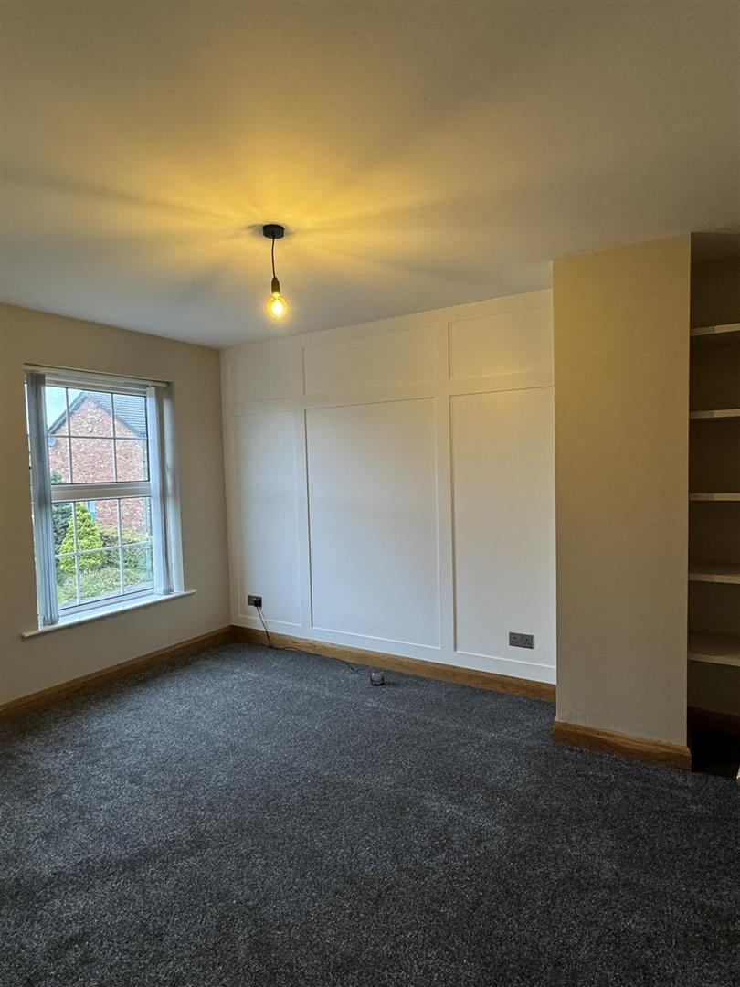 3 Bed Mid-terrace House - Image 13