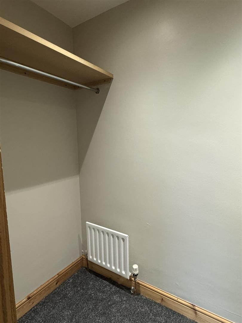 3 Bed Mid-terrace House - Image 14
