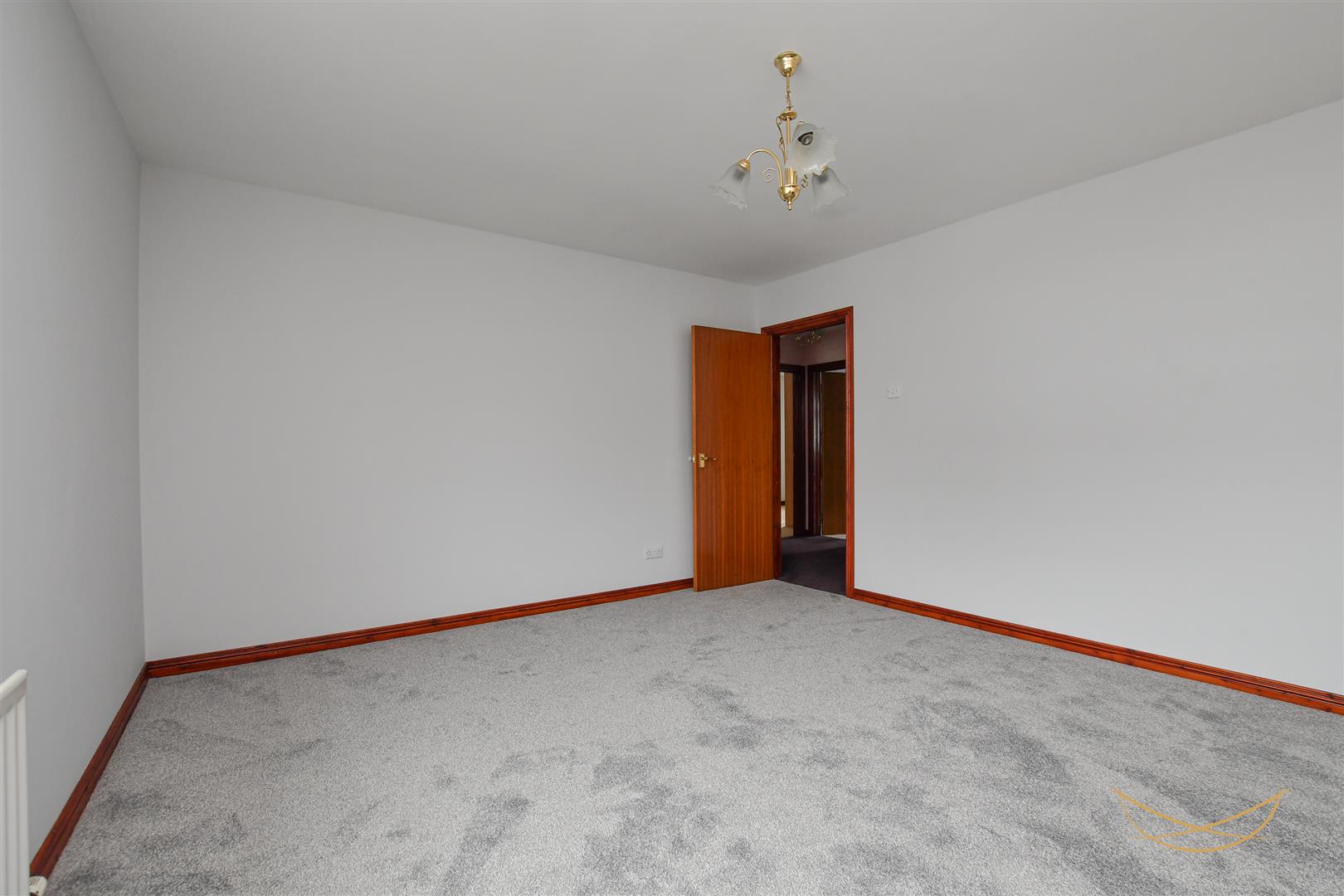 2 Bed Apartment - Image 6
