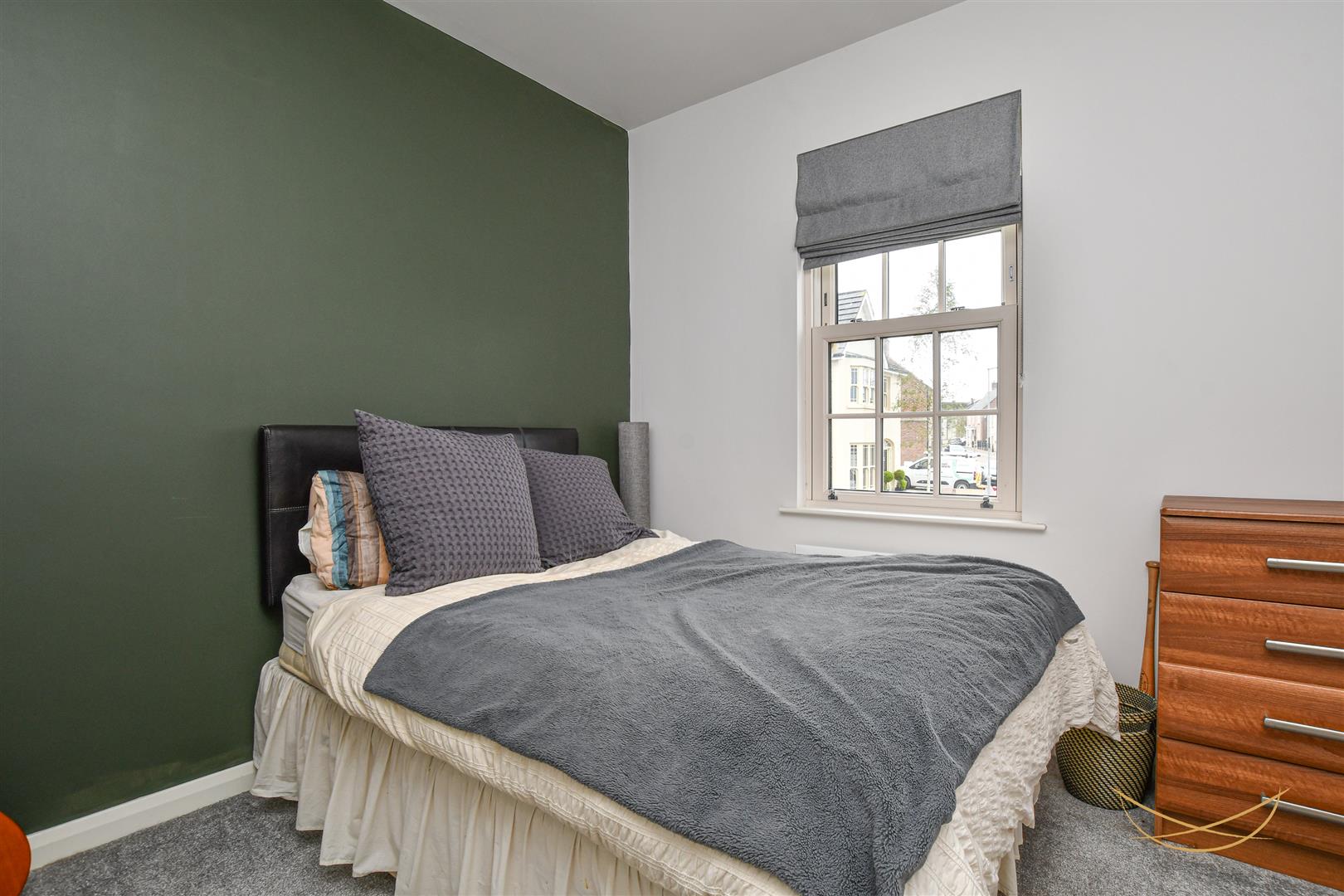 3 Bed Semi-detached House - Image 20