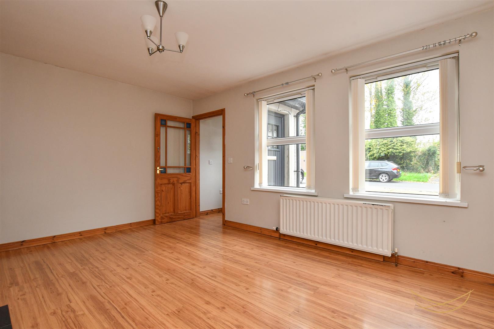 3 Bed End-terrace House - Image 6