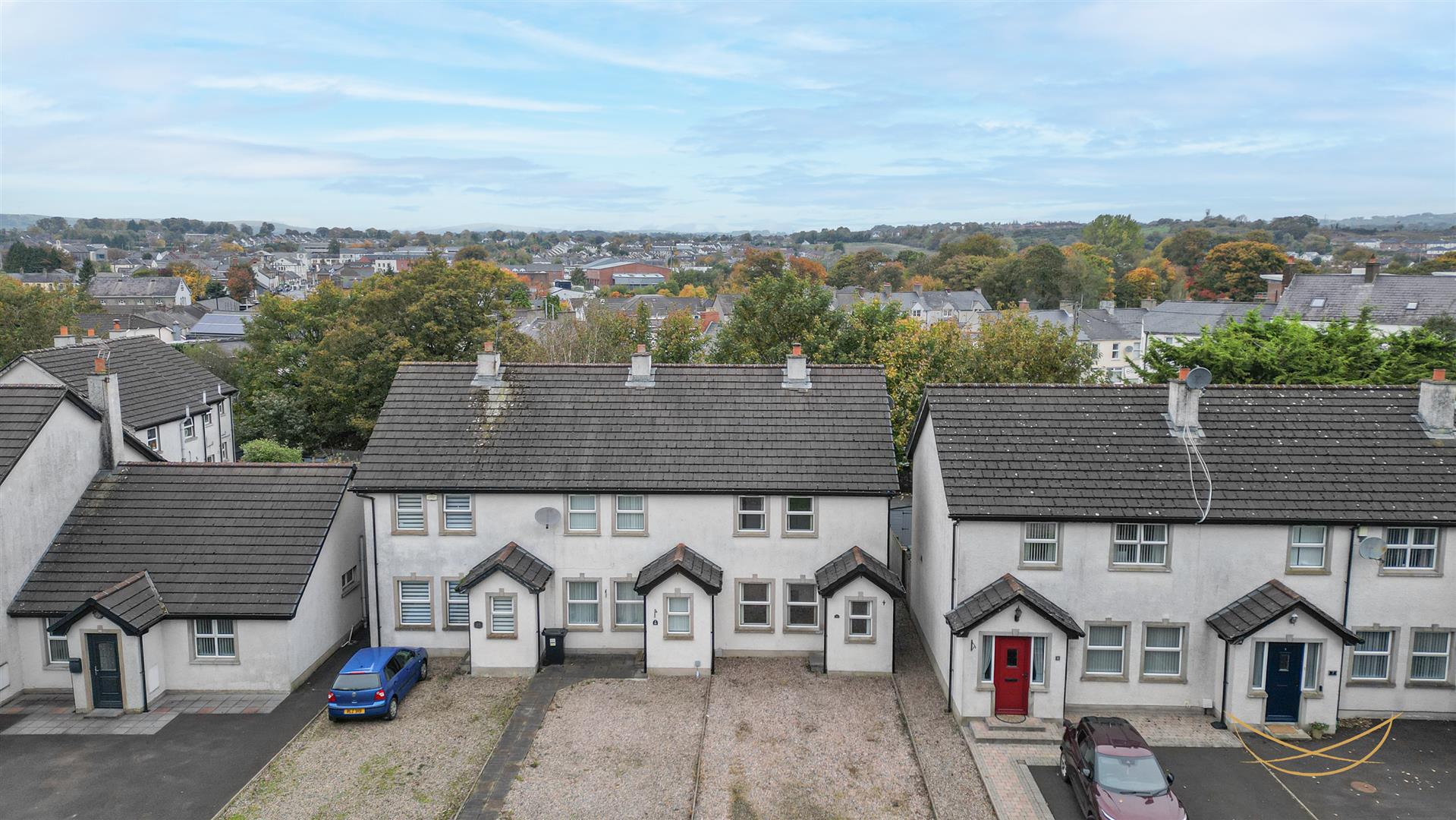 3 Bed End-terrace House - Image 24