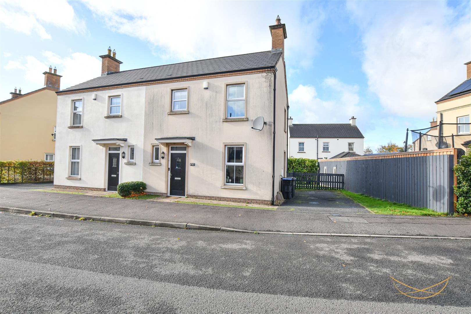 2 Bed Semi-detached House - Image 1