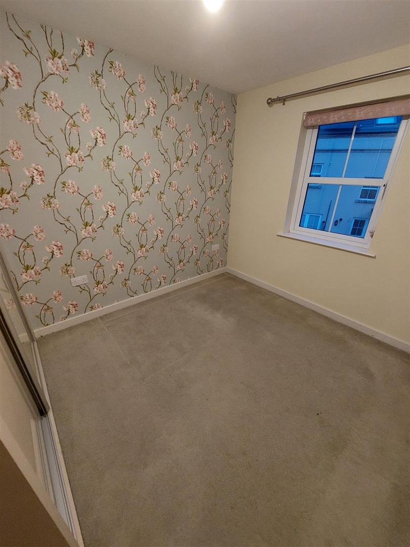 2 Bed Semi-detached House - Image 9