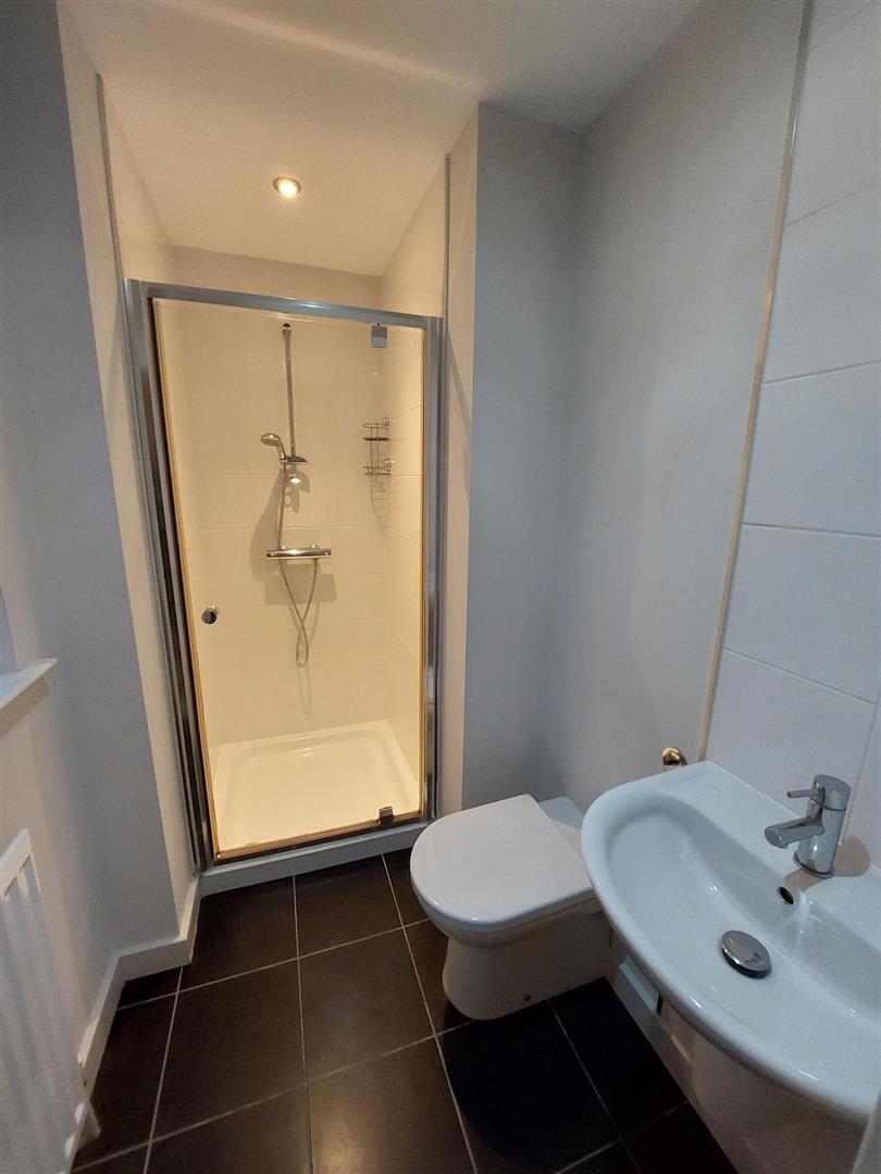 2 Bed Semi-detached House - Image 10