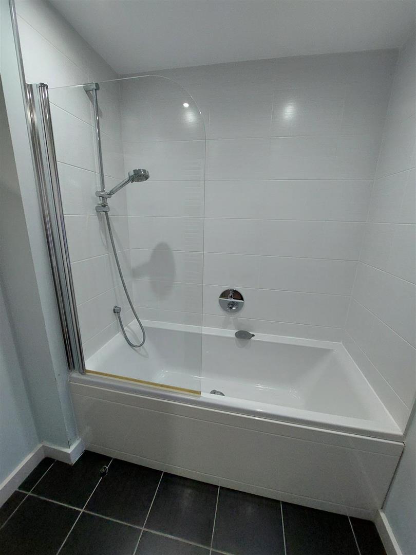 2 Bed Semi-detached House - Image 12