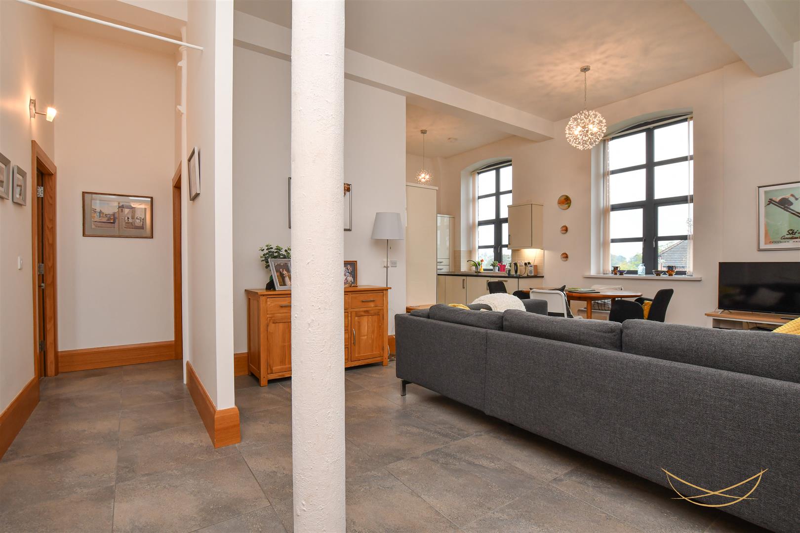 2 Bed Apartment - Image 7