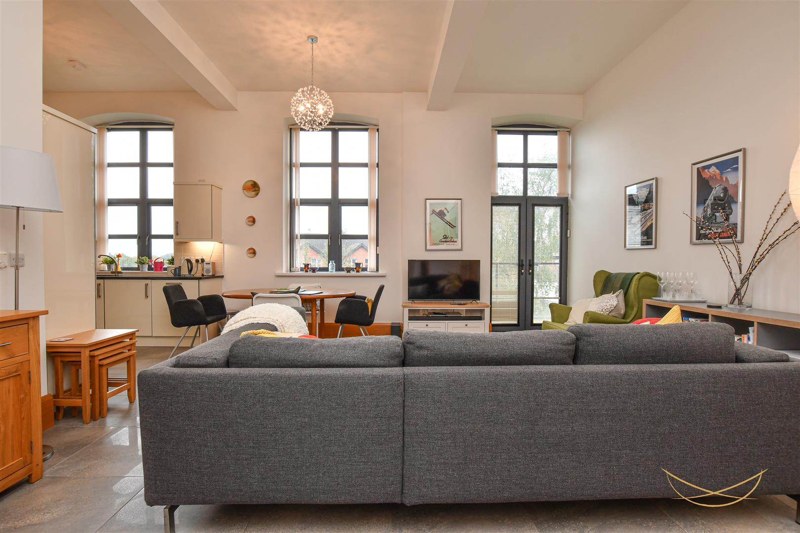 2 Bed Apartment - Image 8