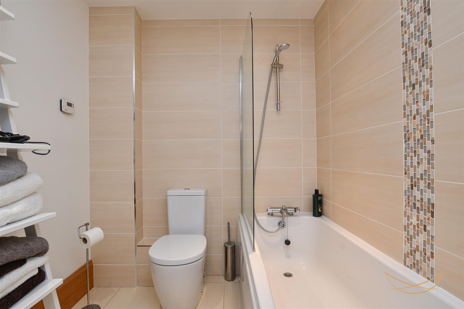 2 Bed Apartment - Image 23