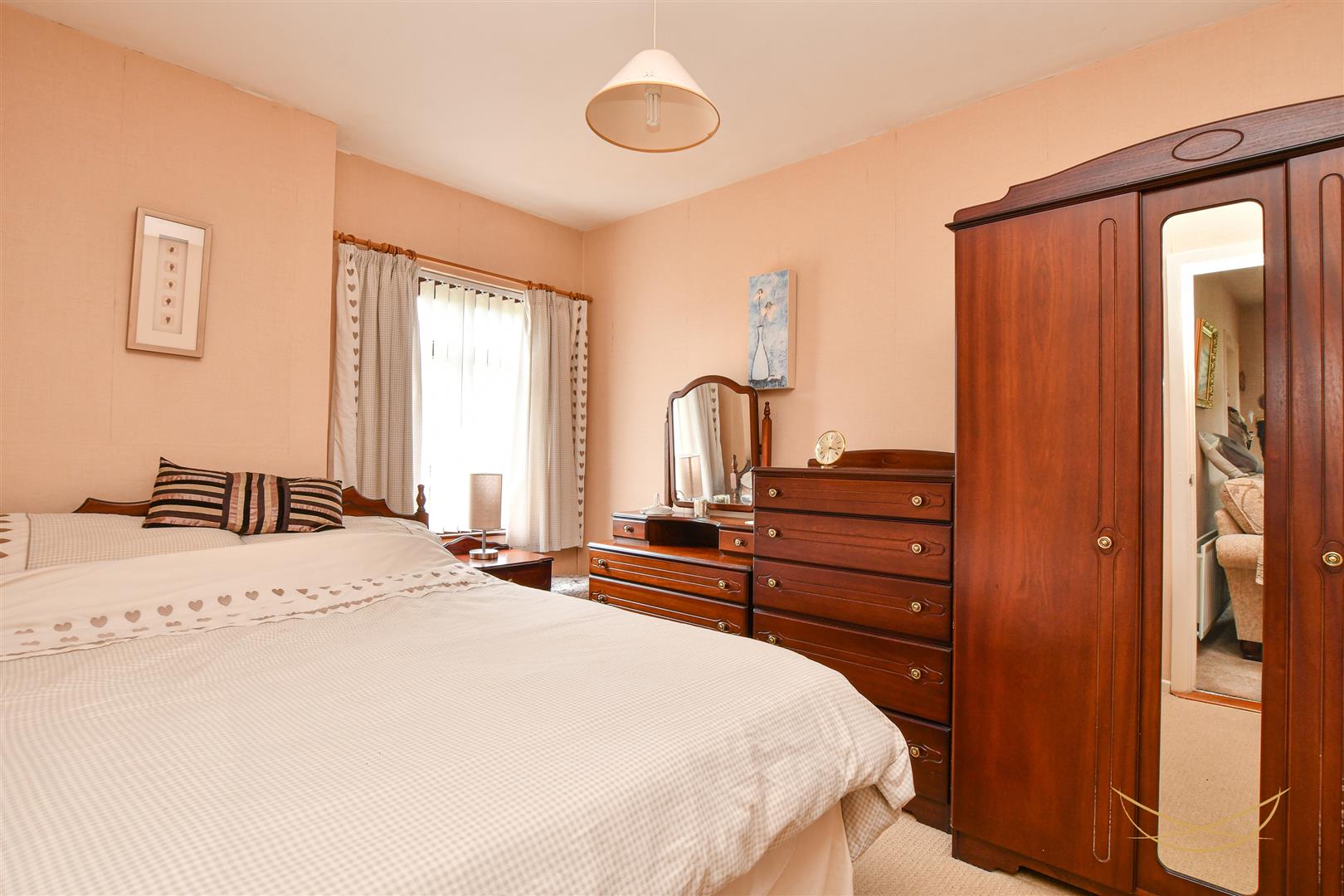 2 Bed Detached Bungalow - Image 29