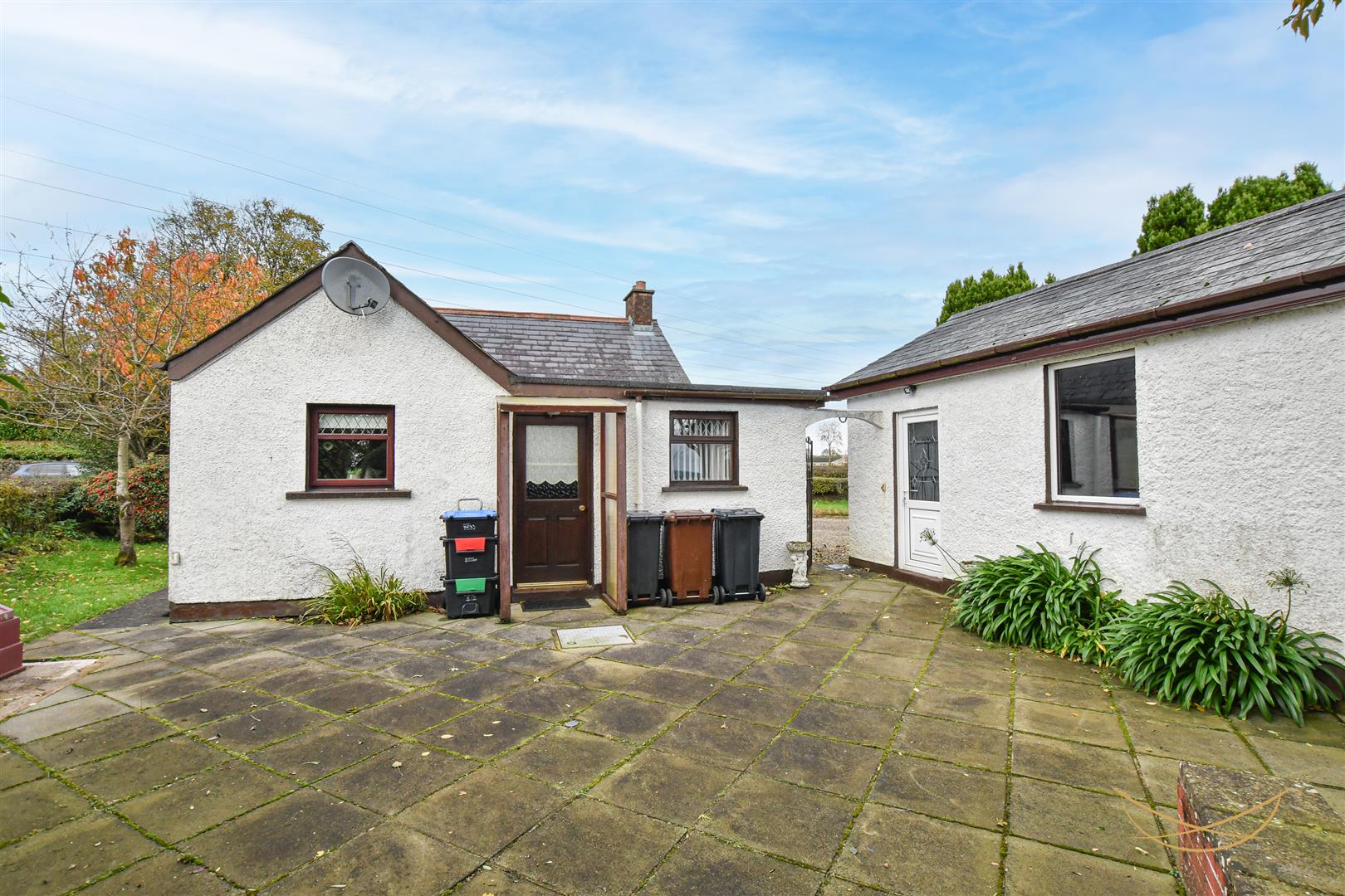 2 Bed Detached Bungalow - Image 36