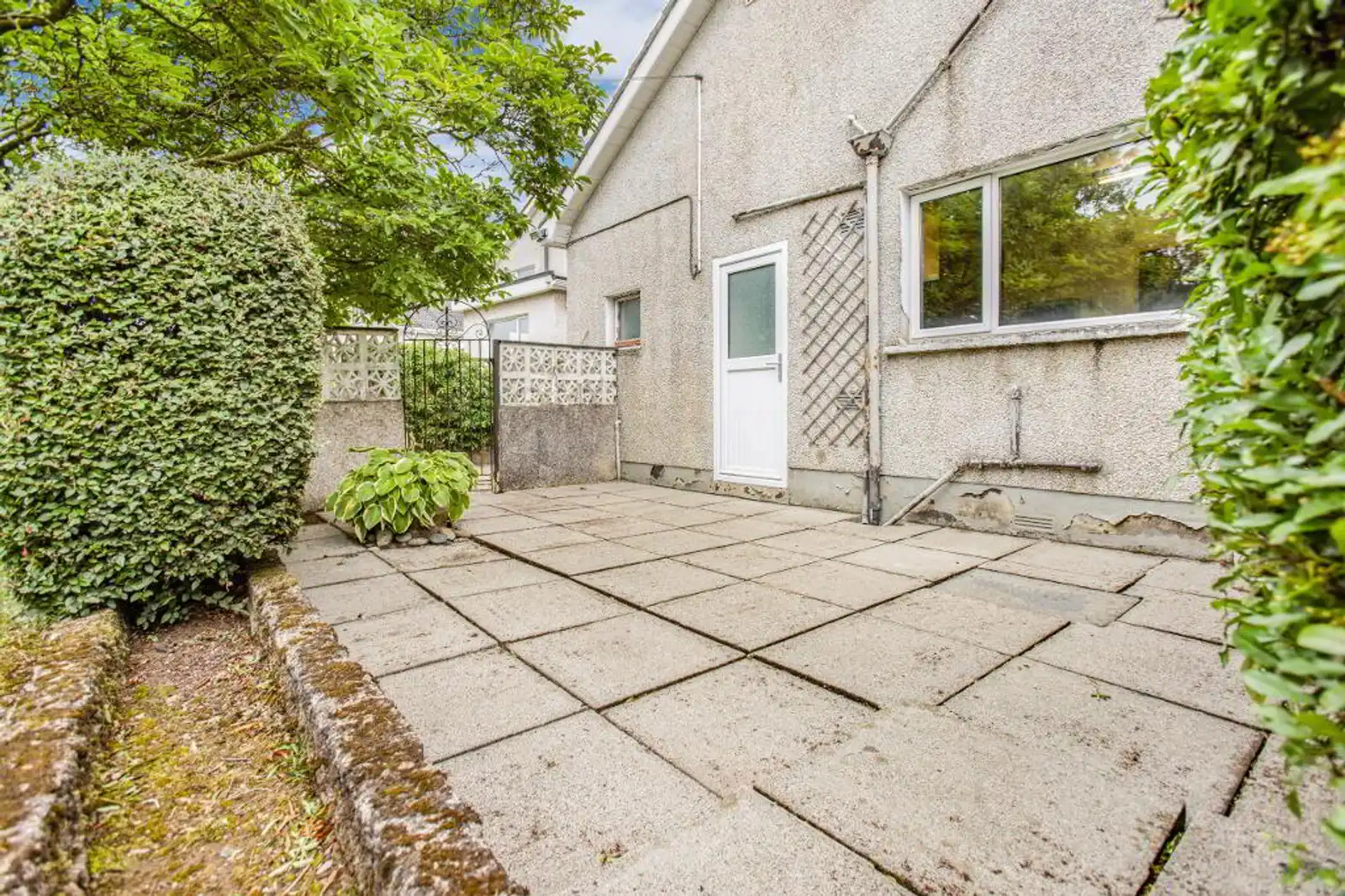 10 Galgorm Gardens, Ballymena, Antrim, BT42 1BA