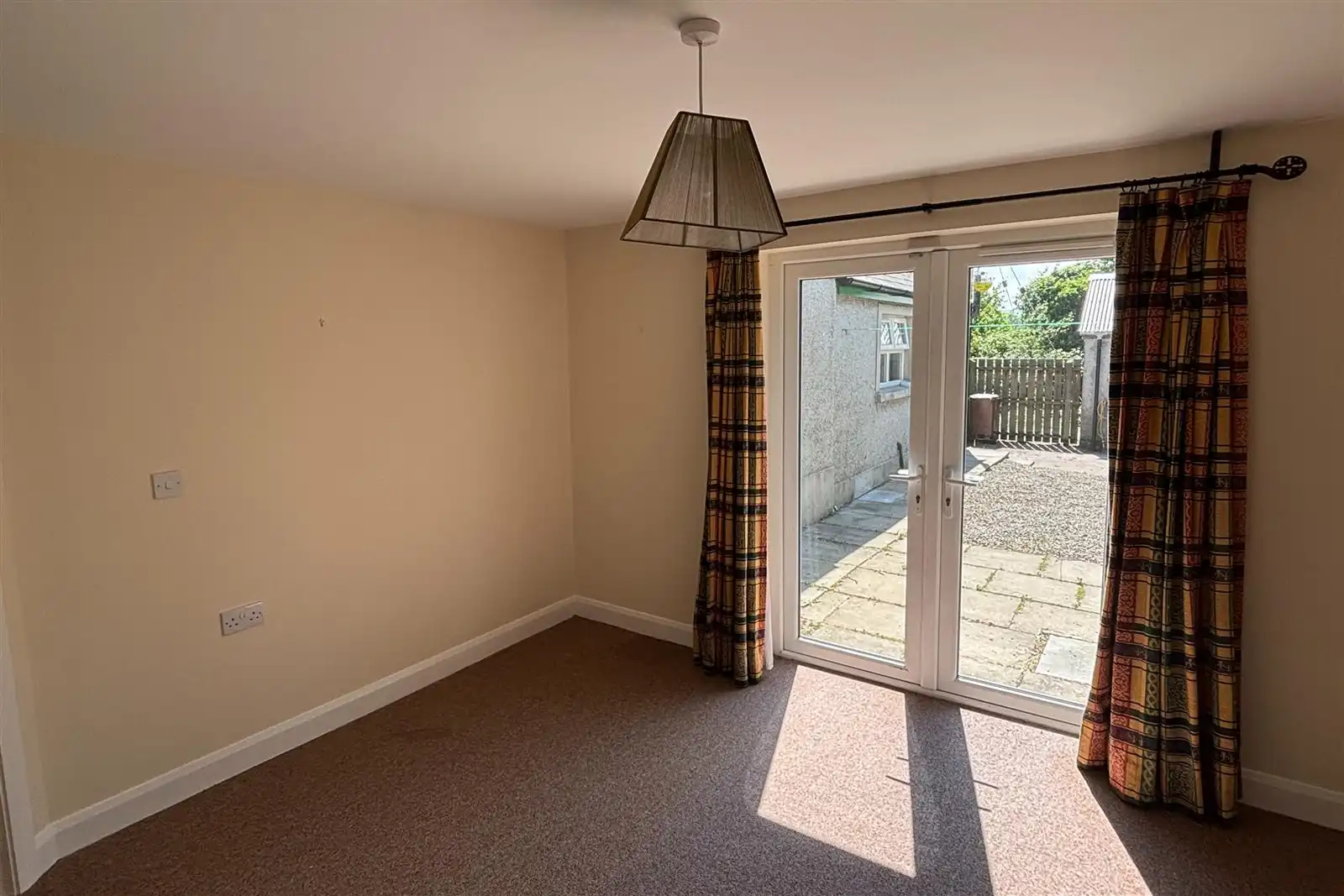 31 Carnanee Road, Ballyclare, BT39 0BZ