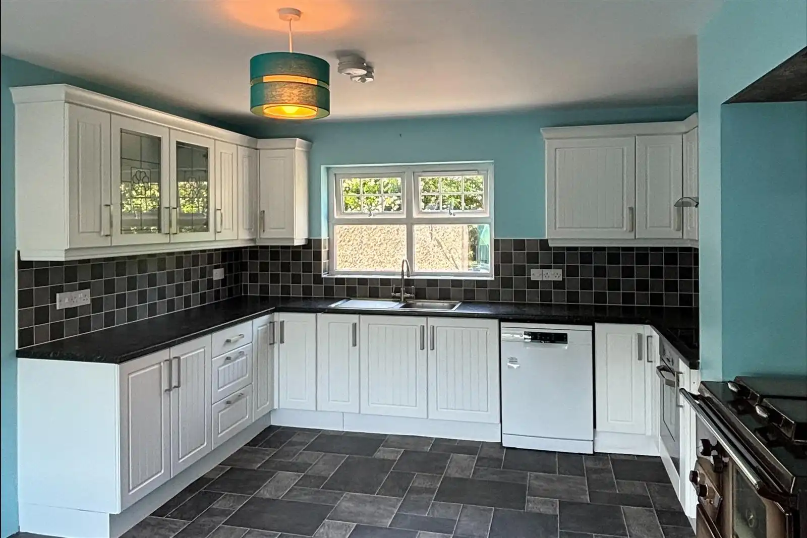 31 Carnanee Road, Ballyclare, BT39 0BZ