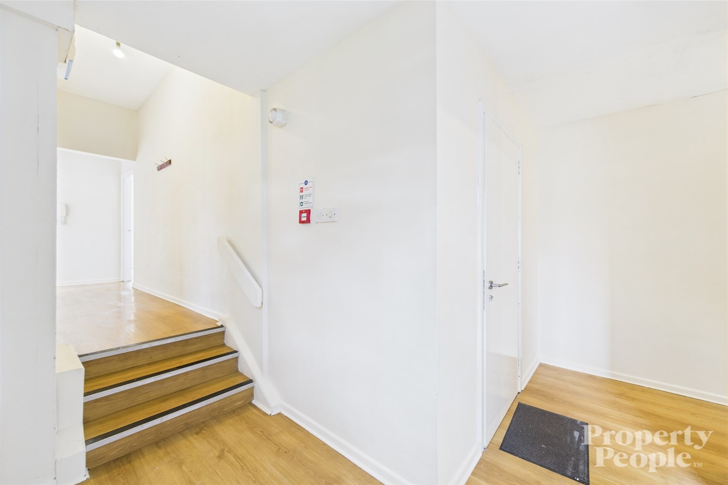  APT 2, 163, Cliftonpark Avenue,   Belfast,  BT14 6DT