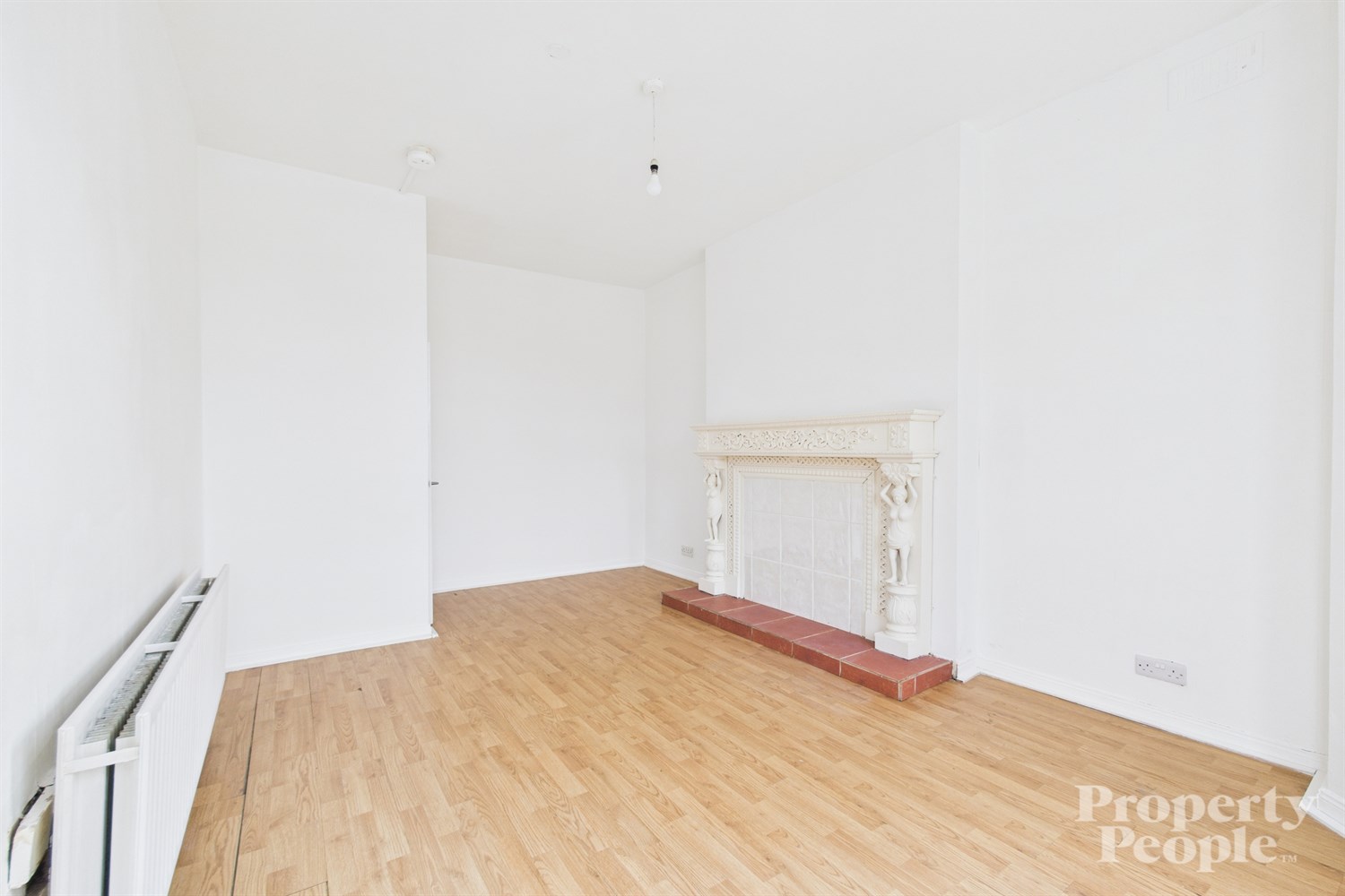  APT 2, 163, Cliftonpark Avenue,   Belfast,  BT14 6DT