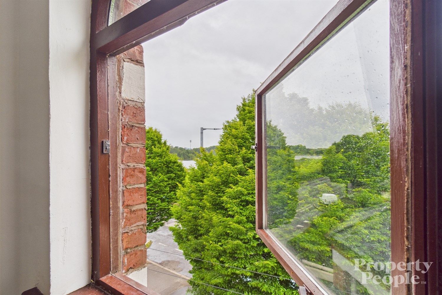  123 Cavehill Road,   Belfast,  BT15 5BJ