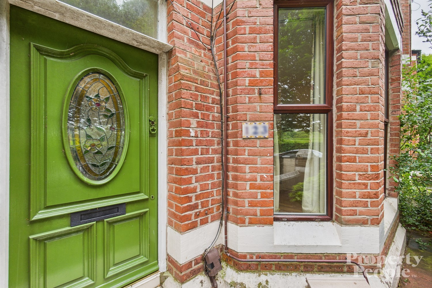  123 Cavehill Road,   Belfast,  BT15 5BJ