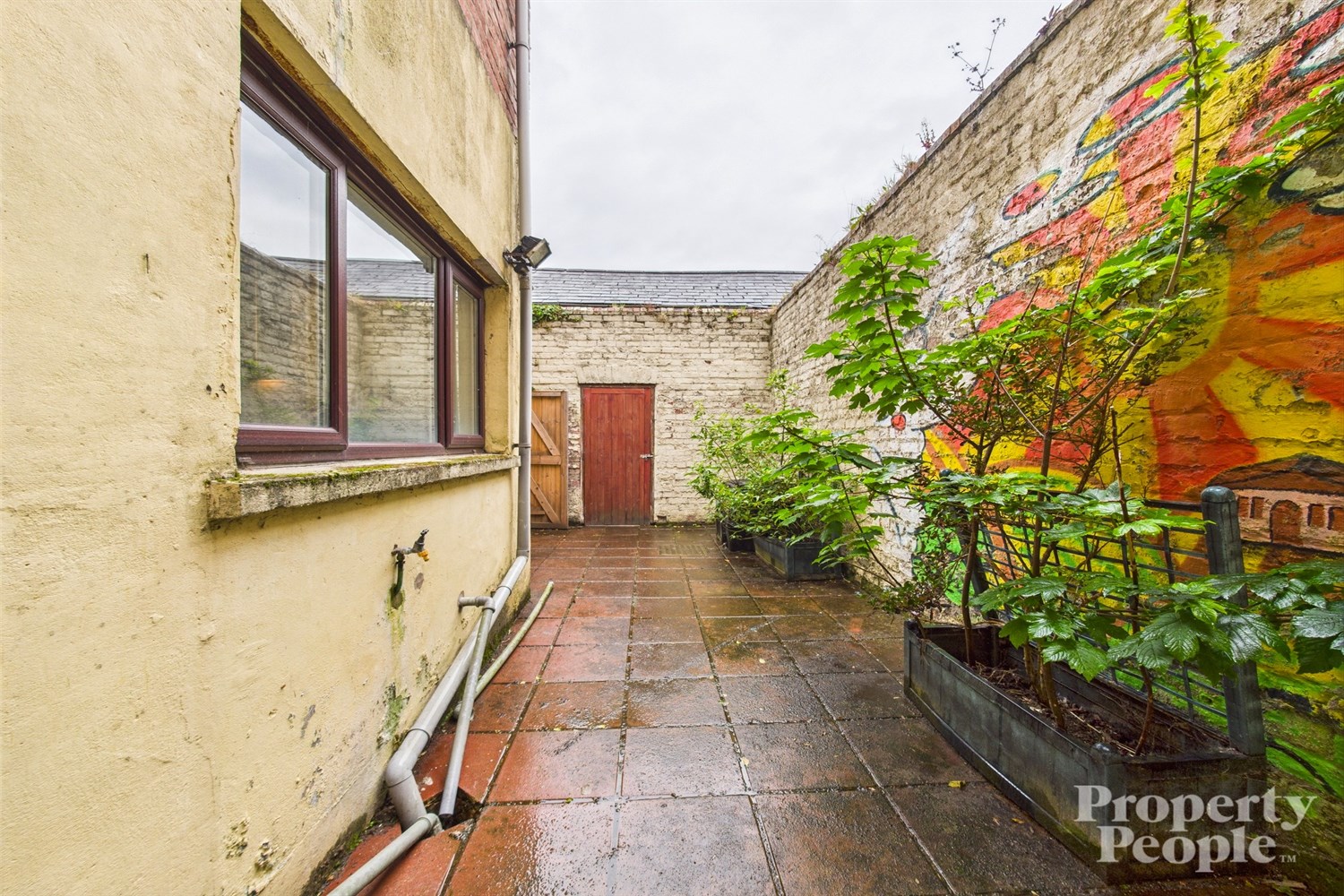  123 Cavehill Road,   Belfast,  BT15 5BJ