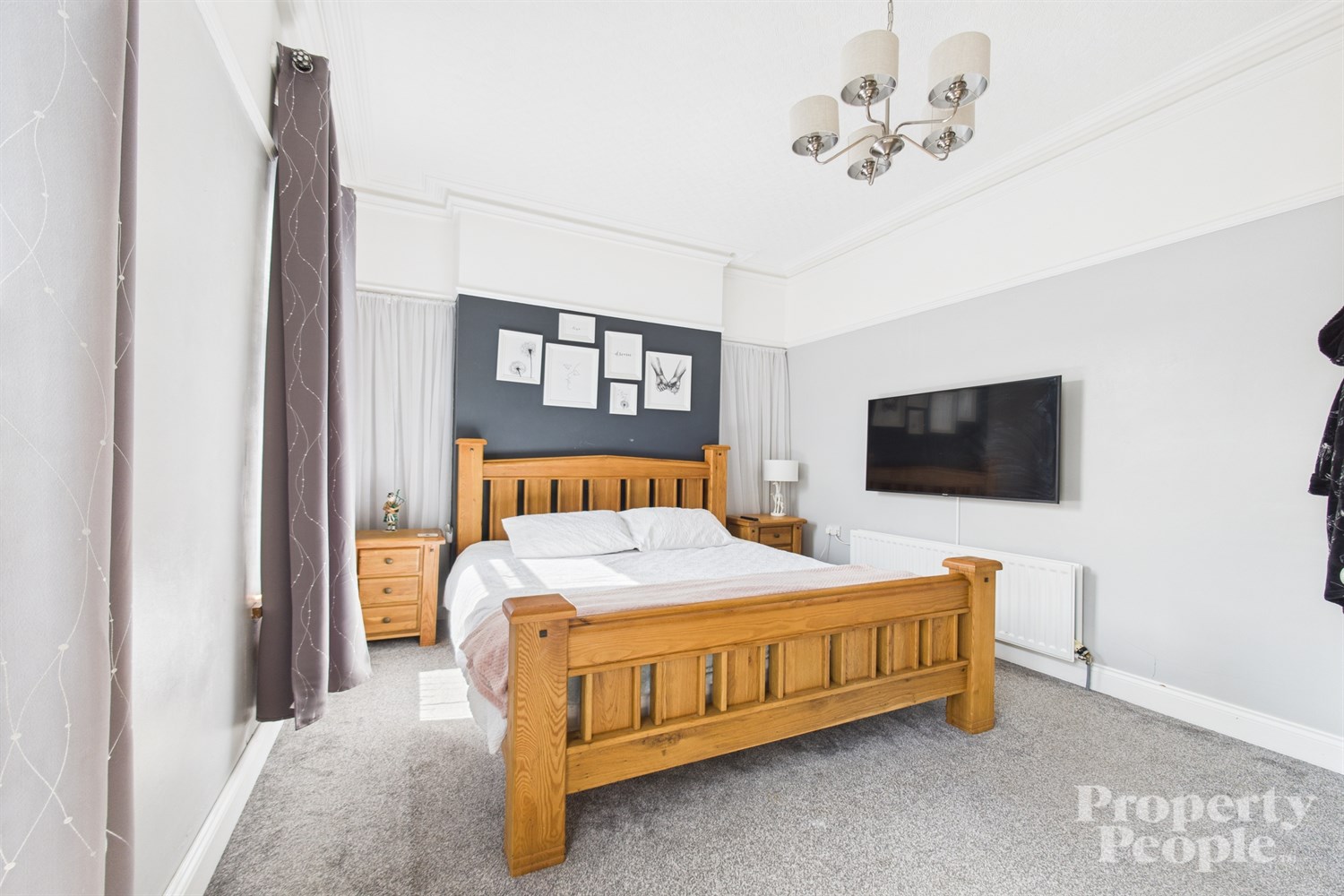  28 Ponsonby Avenue,   Belfast,  BT15 2LS