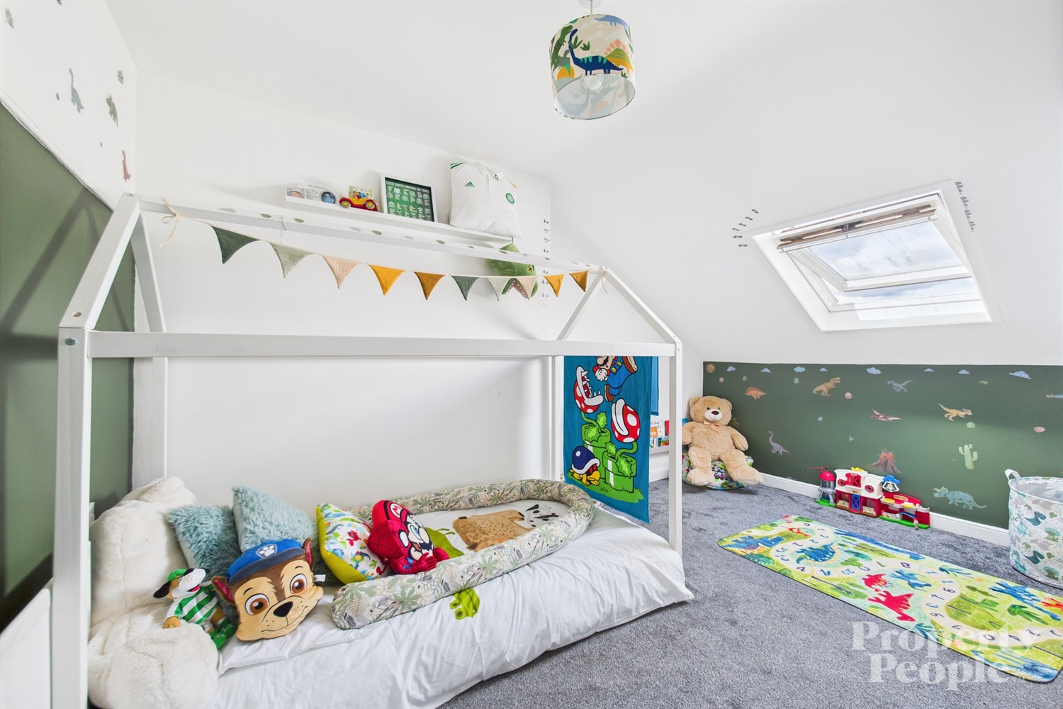  28 Ponsonby Avenue,   Belfast,  BT15 2LS