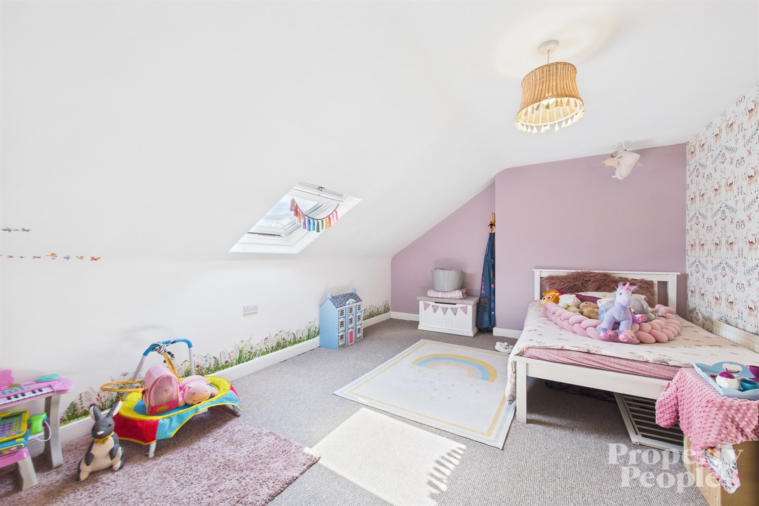  28 Ponsonby Avenue,   Belfast,  BT15 2LS