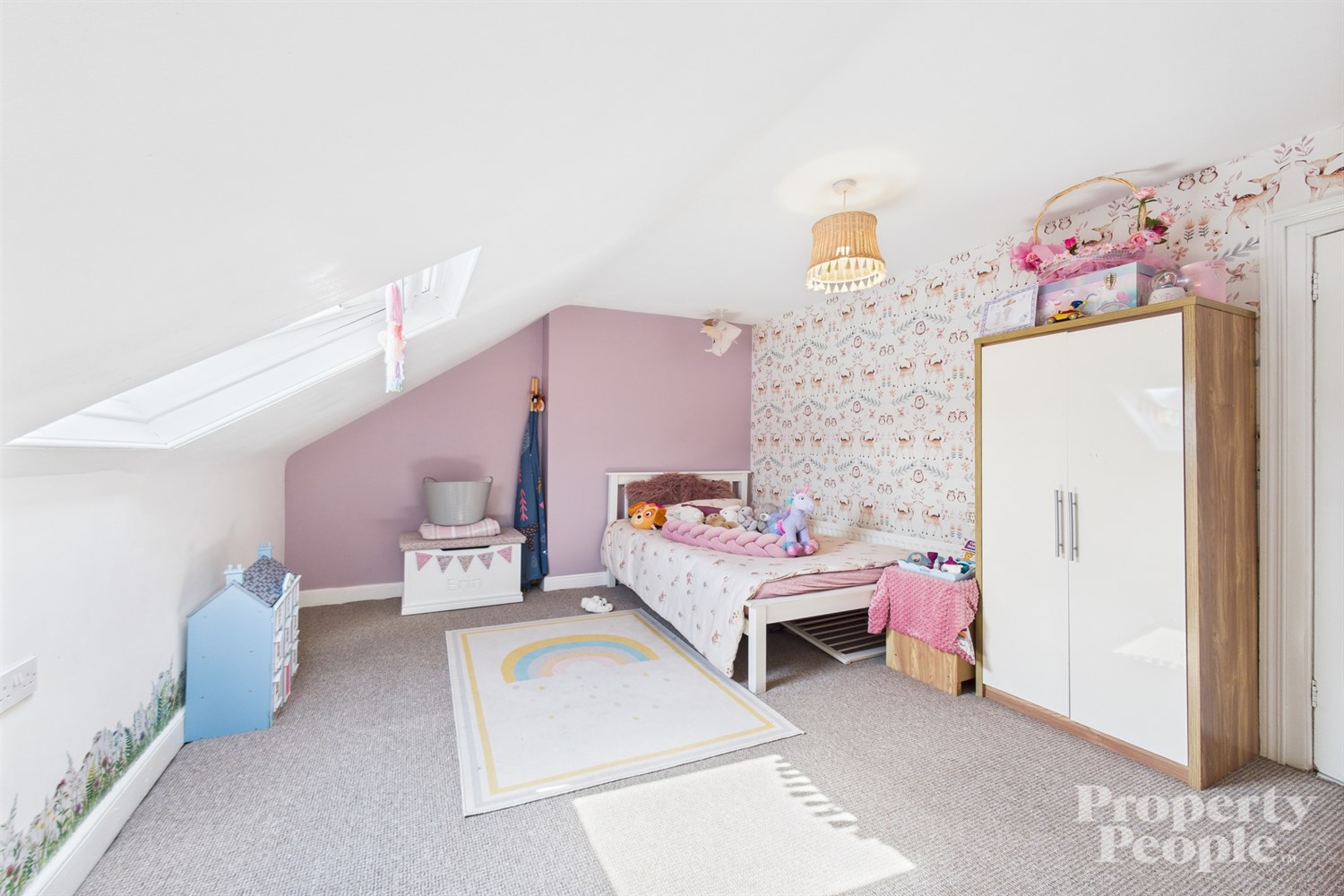  28 Ponsonby Avenue,   Belfast,  BT15 2LS