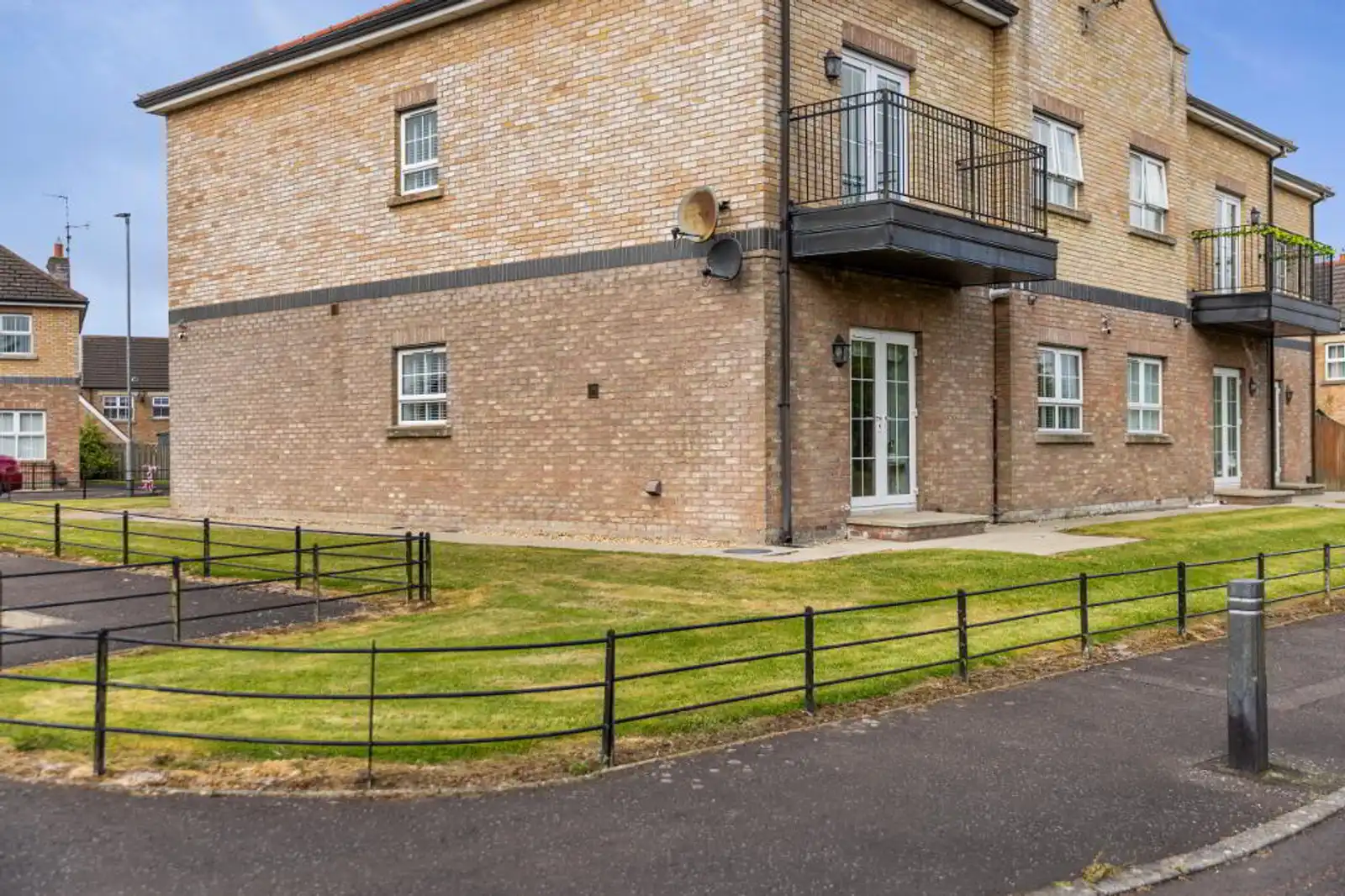 54 Rosses Meadow, Ballymena, Antrim, BT42 2SD