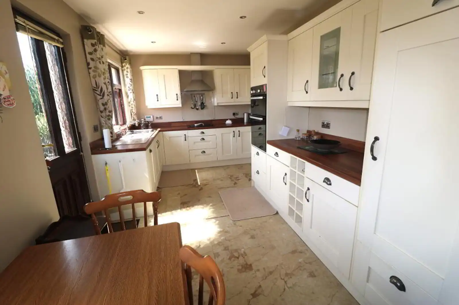 2 Oaklands, Cullybackey, Ballymena, Antrim, BT42 1DU