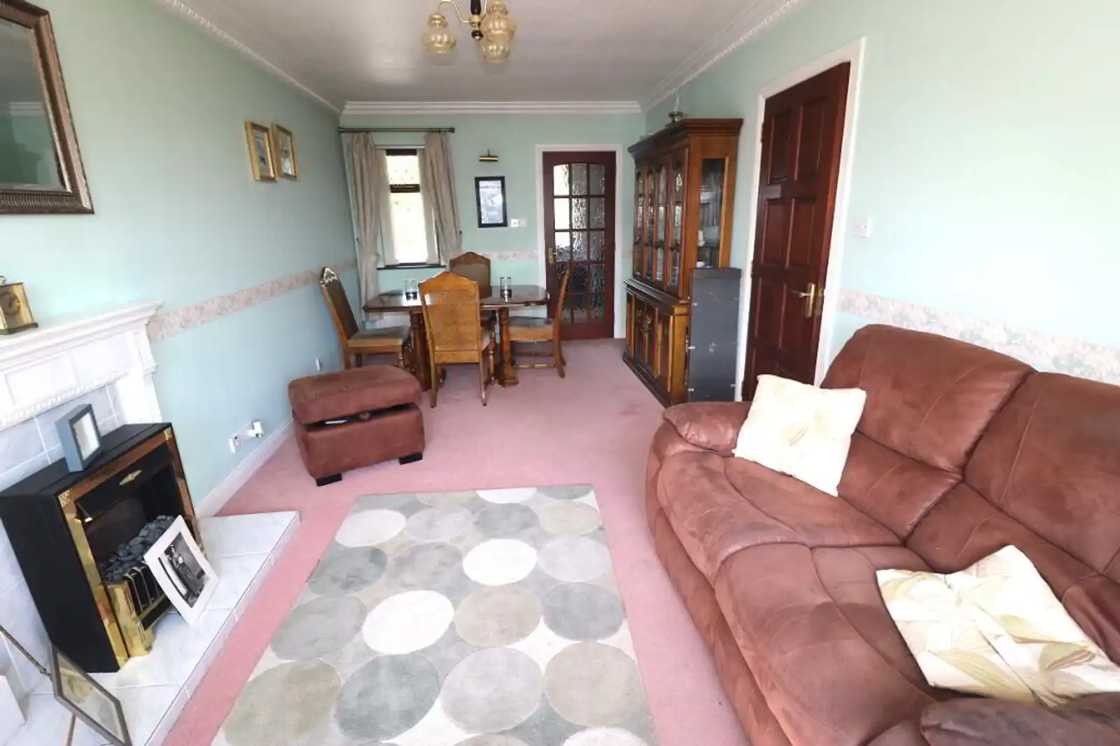 2 Oaklands, Cullybackey, Ballymena, Antrim, BT42 1DU