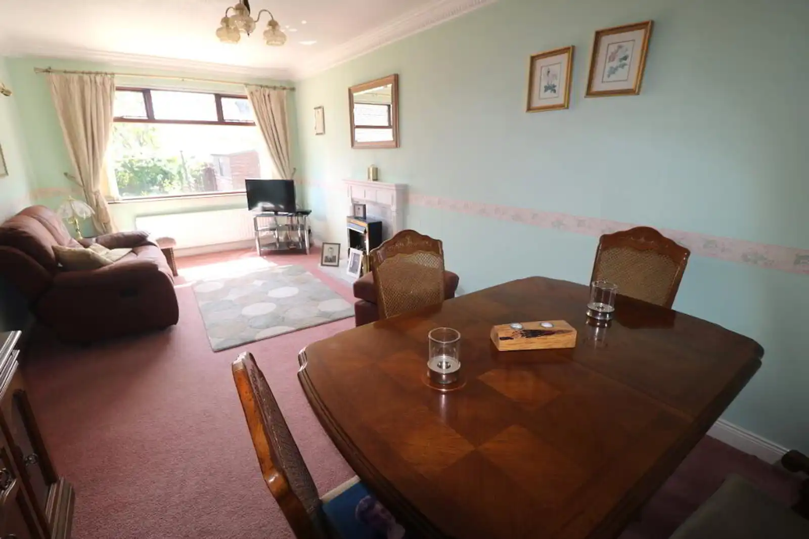2 Oaklands, Cullybackey, Ballymena, Antrim, BT42 1DU