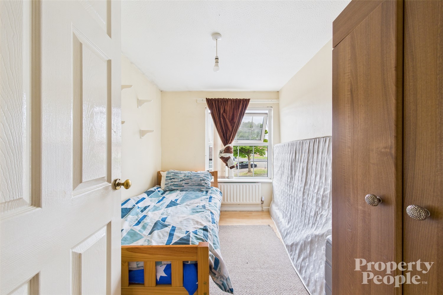  49 Laurelbank, Dunmurry,   Belfast,  BT17 0RR