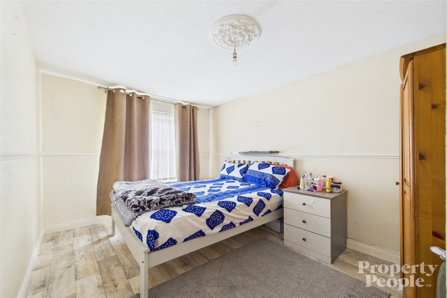  49 Laurelbank, Dunmurry,   Belfast,  BT17 0RR