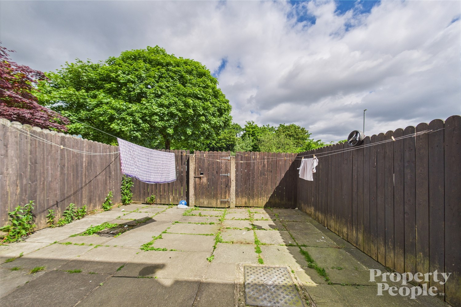  49 Laurelbank, Dunmurry,   Belfast,  BT17 0RR
