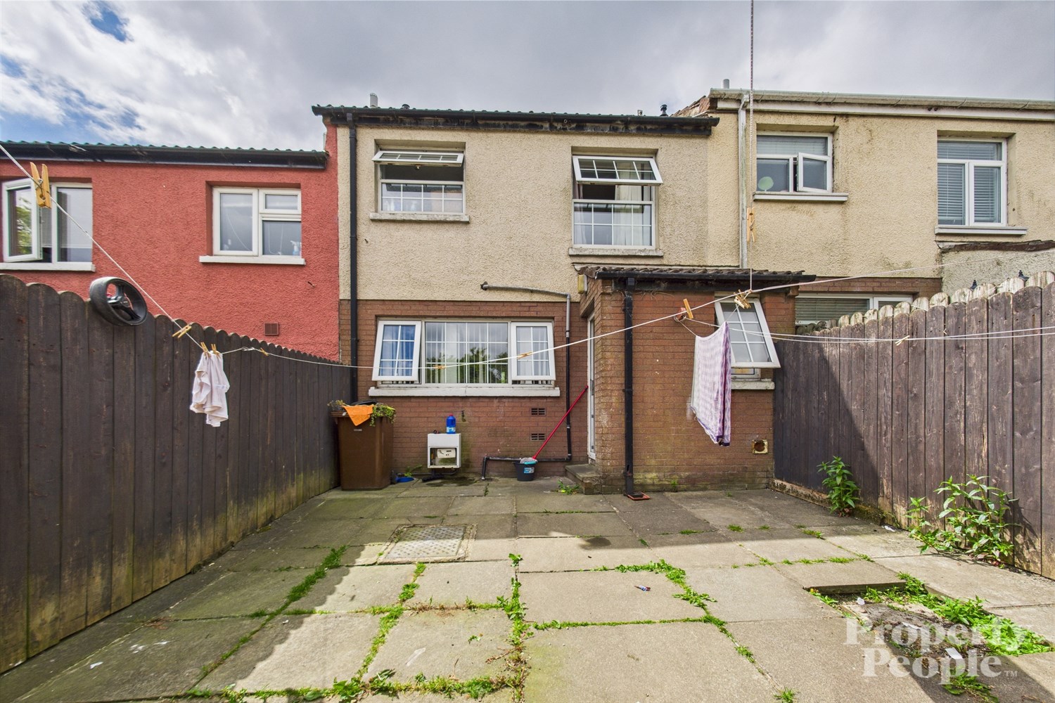  49 Laurelbank, Dunmurry,   Belfast,  BT17 0RR