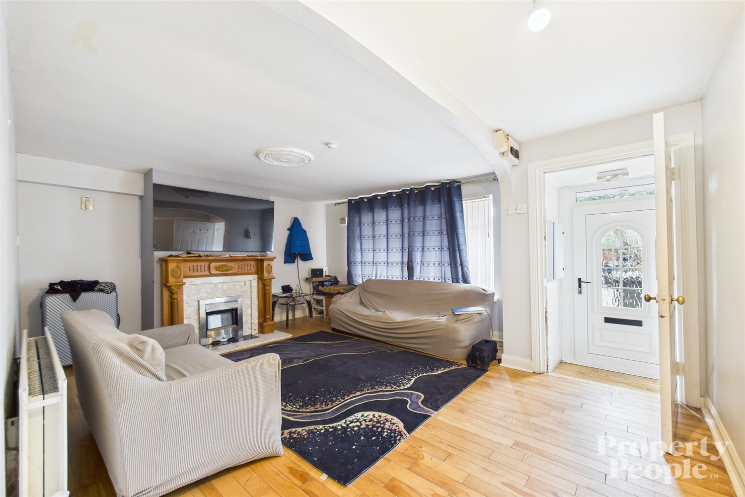 49 Laurelbank, Dunmurry,   Belfast,  BT17 0RR